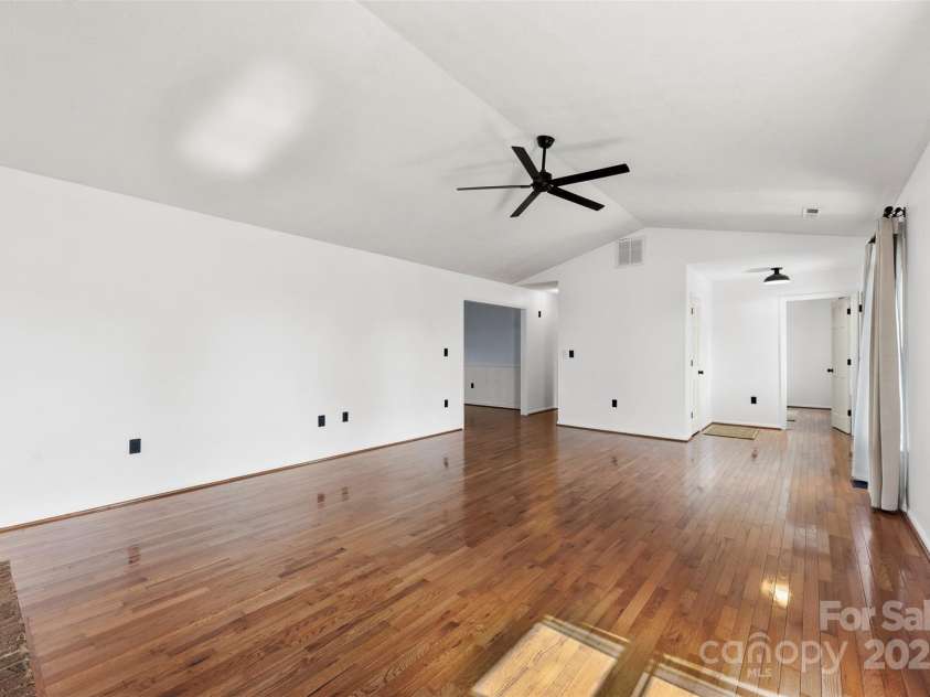 120 Windy Hill Drive, Cherryville, NC 28021.  MLS# CAR4286624, YatesRealty ID 31488. 