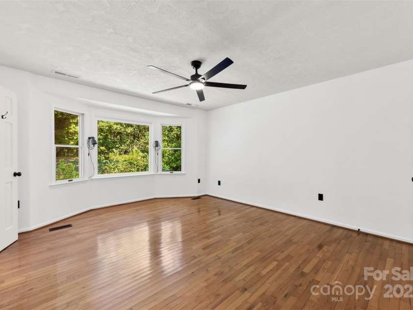 120 Windy Hill Drive, Cherryville, NC 28021.  MLS# CAR4286624, YatesRealty ID 31488. 