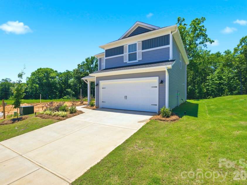 436 Luna Lane, Shelby, NC 28152.  MLS# CAR4394762, YatesRealty ID 31488. 