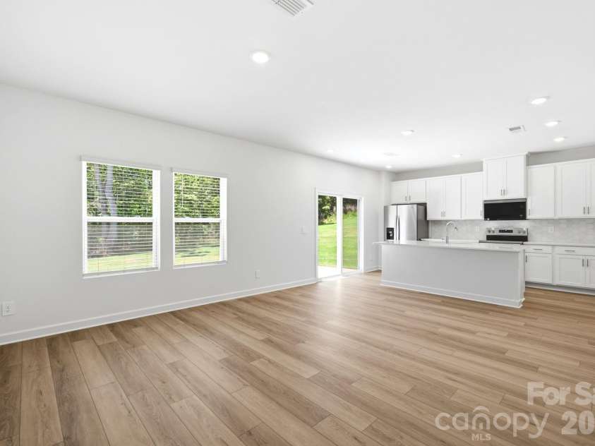 436 Luna Lane, Shelby, NC 28152.  MLS# CAR4394762, YatesRealty ID 31488. 
