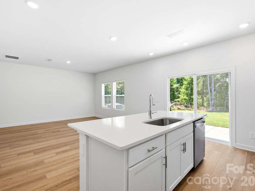 436 Luna Lane, Shelby, NC 28152.  MLS# CAR4394762, YatesRealty ID 31488. 