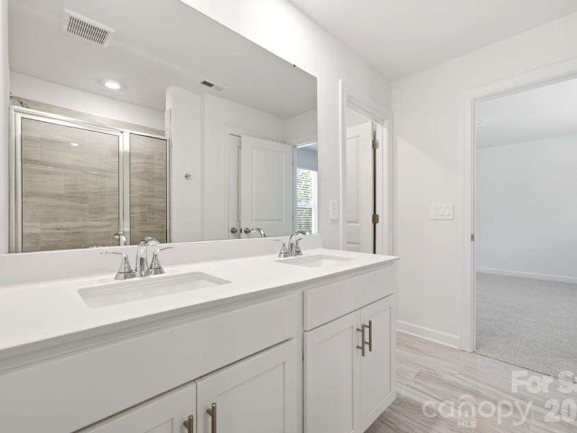 436 Luna Lane, Shelby, NC 28152.  MLS# CAR4394762, YatesRealty ID 31488. 