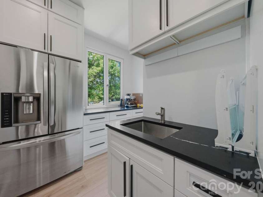 1120 Baron Road, Waxhaw, NC 28173.  MLS# CAR4394050, YatesRealty ID 31489. 