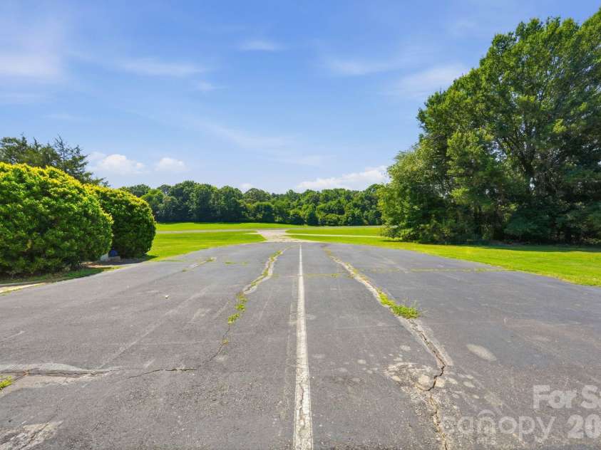 1120 Baron Road, Waxhaw, NC 28173.  MLS# CAR4394050, YatesRealty ID 31489. 