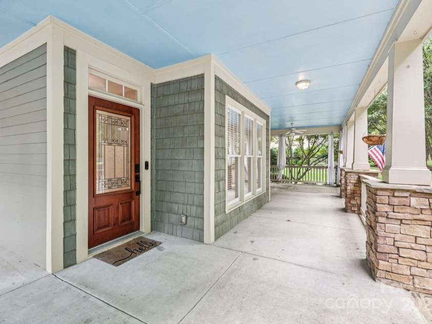 1871 Chestnut Hill Drive, Fort Mill, SC 29708.  MLS# CAR4287234, YatesRealty ID 31489. 