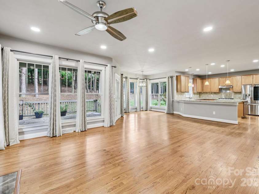 1871 Chestnut Hill Drive, Fort Mill, SC 29708.  MLS# CAR4287234, YatesRealty ID 31489. 