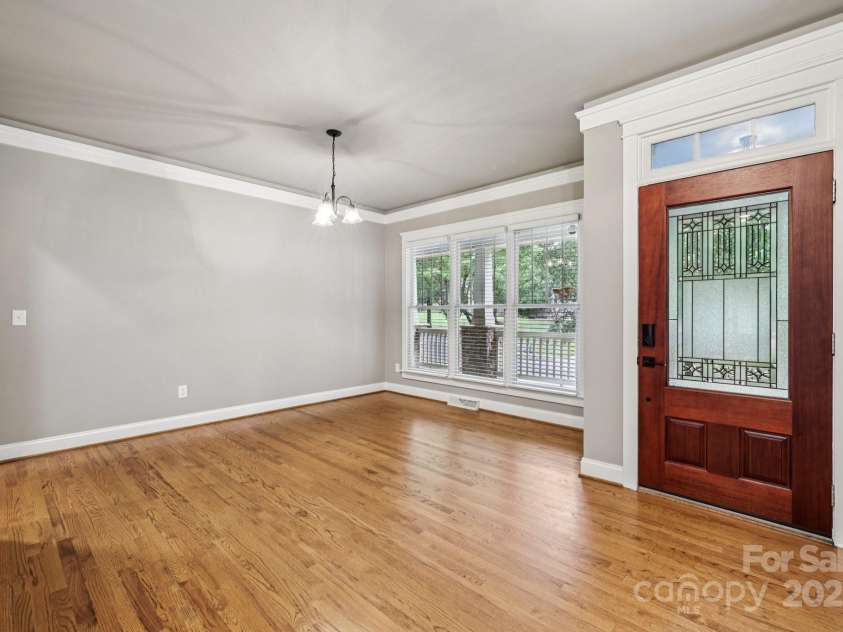 1871 Chestnut Hill Drive, Fort Mill, SC 29708.  MLS# CAR4287234, YatesRealty ID 31489. 