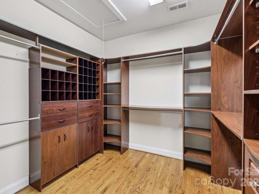 1871 Chestnut Hill Drive, Fort Mill, SC 29708.  MLS# CAR4287234, YatesRealty ID 31489. 