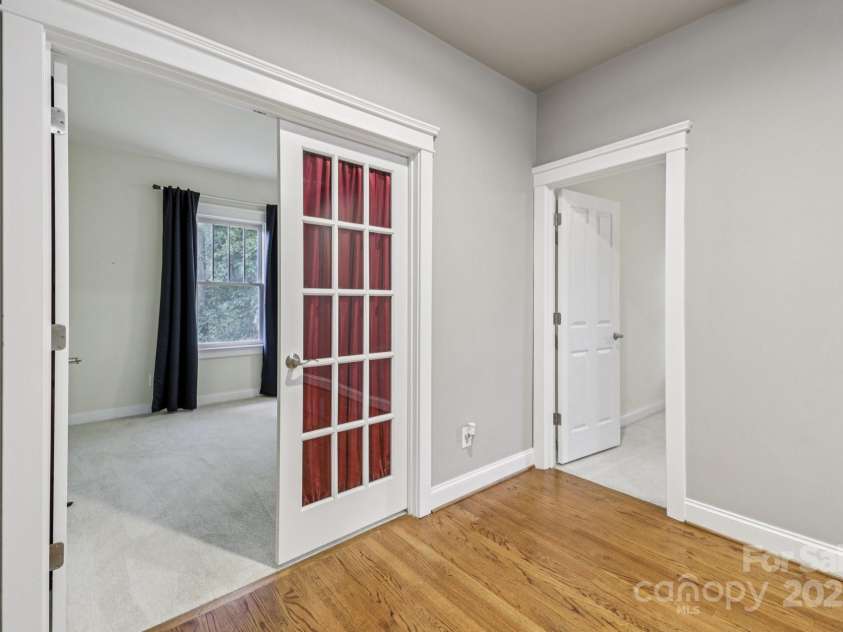 1871 Chestnut Hill Drive, Fort Mill, SC 29708.  MLS# CAR4287234, YatesRealty ID 31489. 