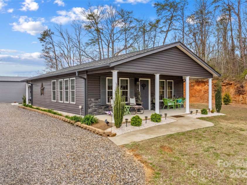 1595 Cheatham Ford Road, Hiddenite, NC 28636.  MLS# CAR4242263, YatesRealty ID 3149. 