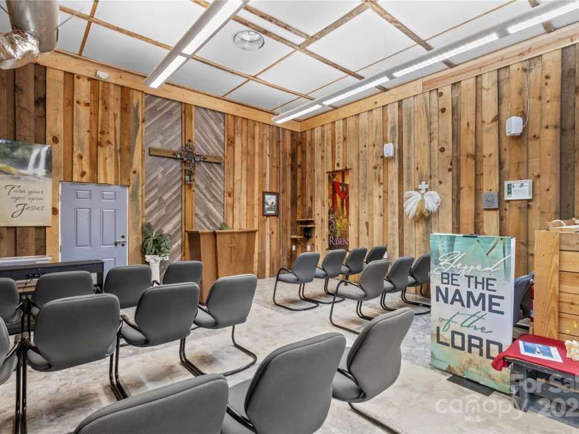 1595 Cheatham Ford Road, Hiddenite, NC 28636.  MLS# CAR4242263, YatesRealty ID 3149. 