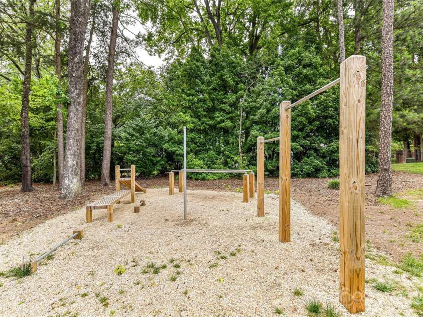 303 Northwest Drive, Davidson, NC 28036.  MLS# CAR4267438, YatesRealty ID 31490. Community Amenity!