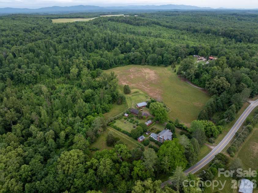 4157 Calico Road, Lenoir, NC 28645.  MLS# CAR4391552, YatesRealty ID 31490. 