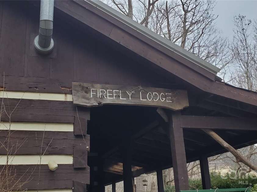 75 Appalachian Way, Bakersville, NC 28705.  MLS# CAR4285840, YatesRealty ID 31492. 