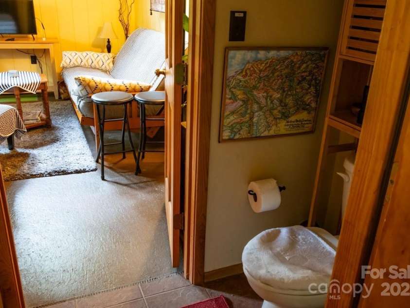 75 Appalachian Way, Bakersville, NC 28705.  MLS# CAR4285840, YatesRealty ID 31492. 