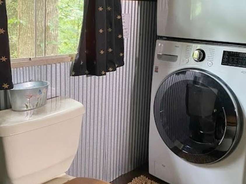 75 Appalachian Way, Bakersville, NC 28705.  MLS# CAR4285840, YatesRealty ID 31492. 