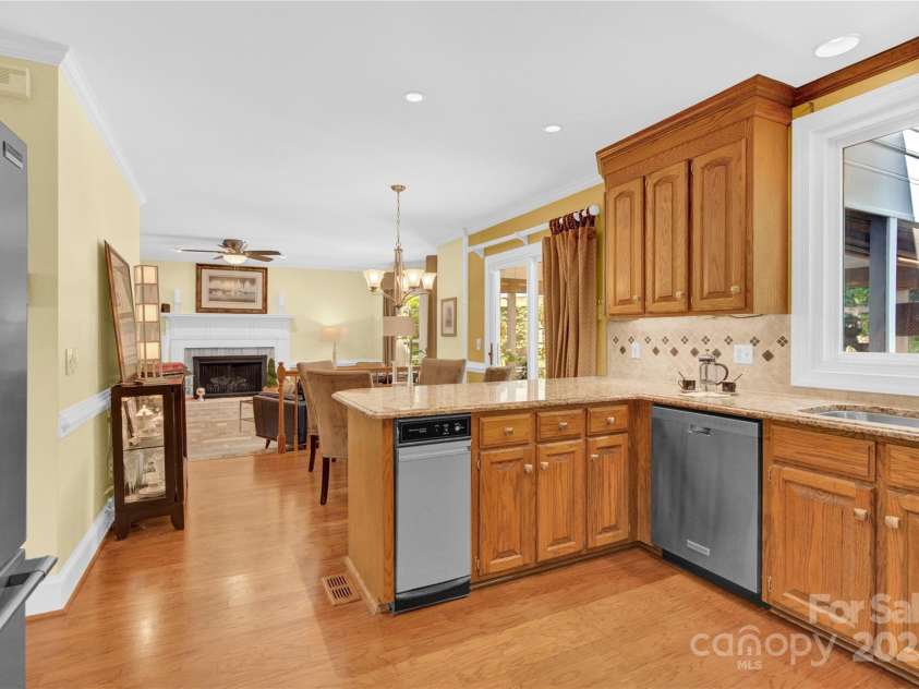 12532 Headquarters Farm Road, Charlotte, NC 28262.  MLS# CAR4275884, YatesRealty ID 31493. OPEN FLOORPAN OF KITCHEN BREAKFAST & FAMILY ROOM