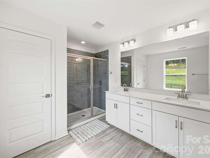 152 Lancashire Court, Denver, NC 28037.  MLS# CAR4391758, YatesRealty ID 31494. 