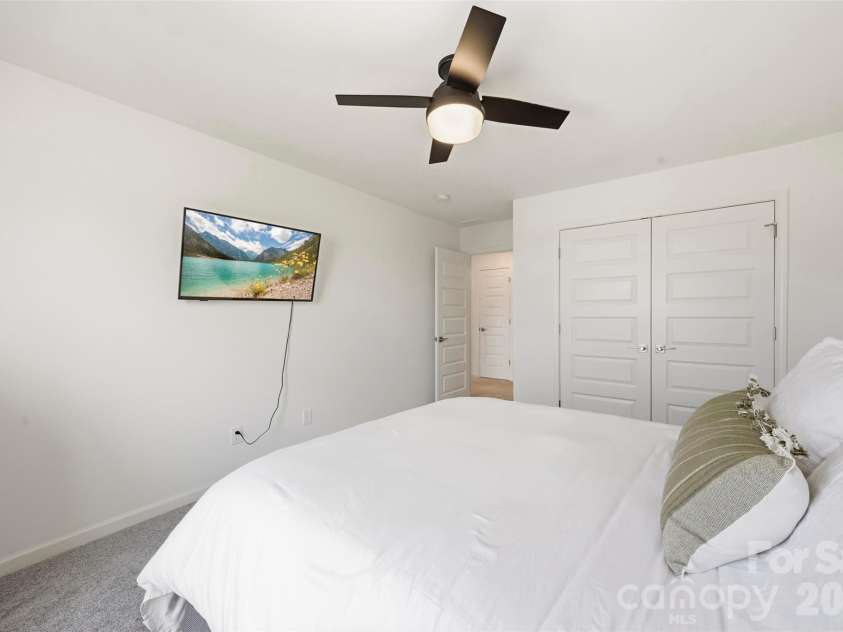 152 Lancashire Court, Denver, NC 28037.  MLS# CAR4391758, YatesRealty ID 31494. 