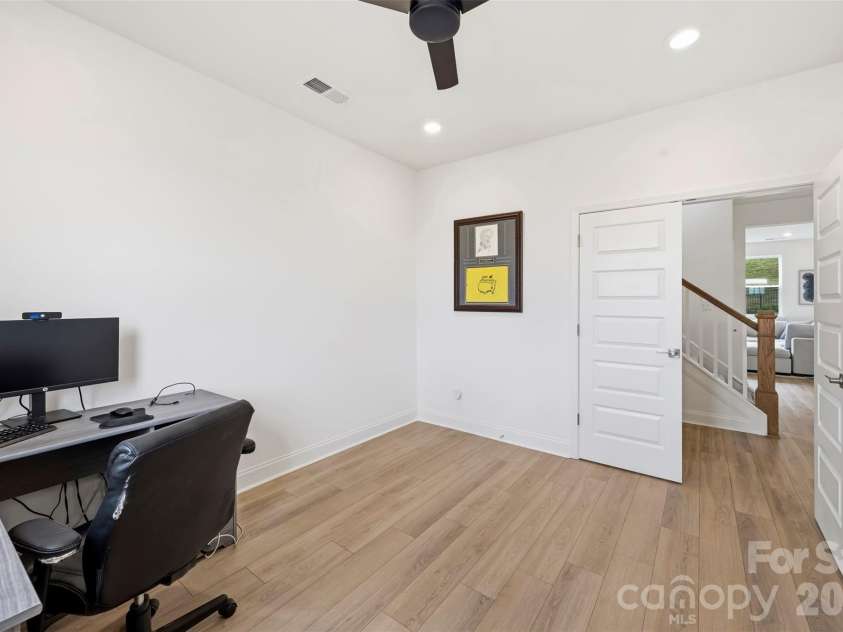 152 Lancashire Court, Denver, NC 28037.  MLS# CAR4391758, YatesRealty ID 31494. 