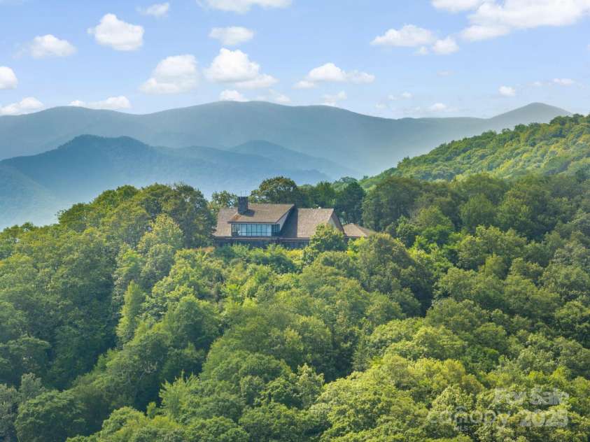 2200 Camp Branch Road, Waynesville, NC 28786.  MLS# CAR4208410, YatesRealty ID 31496. 