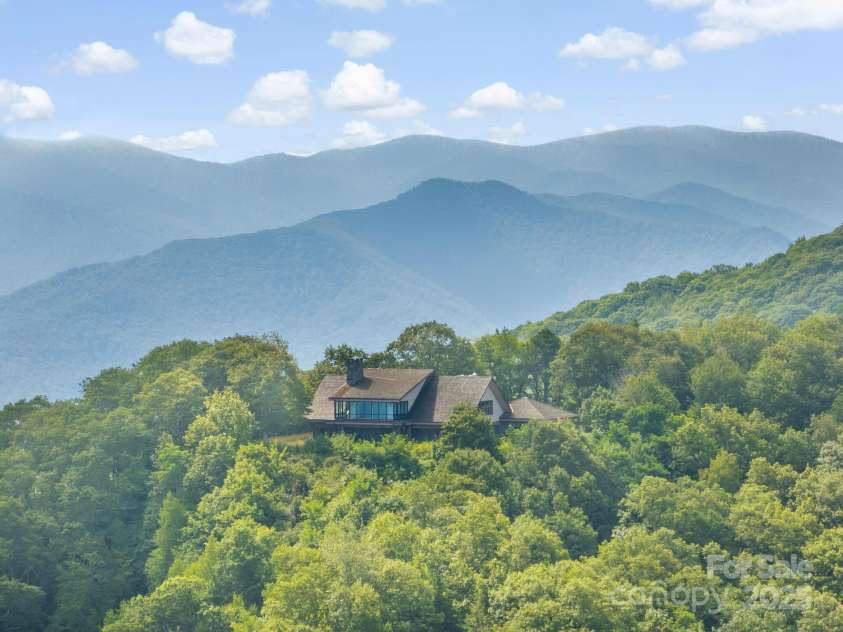 2200 Camp Branch Road, Waynesville, NC 28786.  MLS# CAR4208410, YatesRealty ID 31496. 