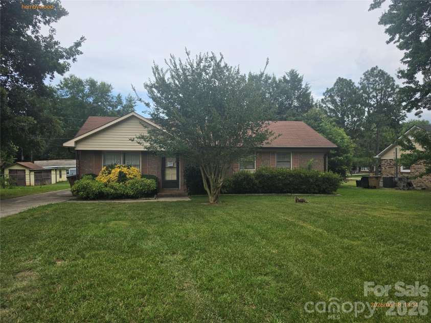 8402 Hemby Wood Drive, Indian Trail, NC 28079.  MLS# CAR4393932, YatesRealty ID 31496. 