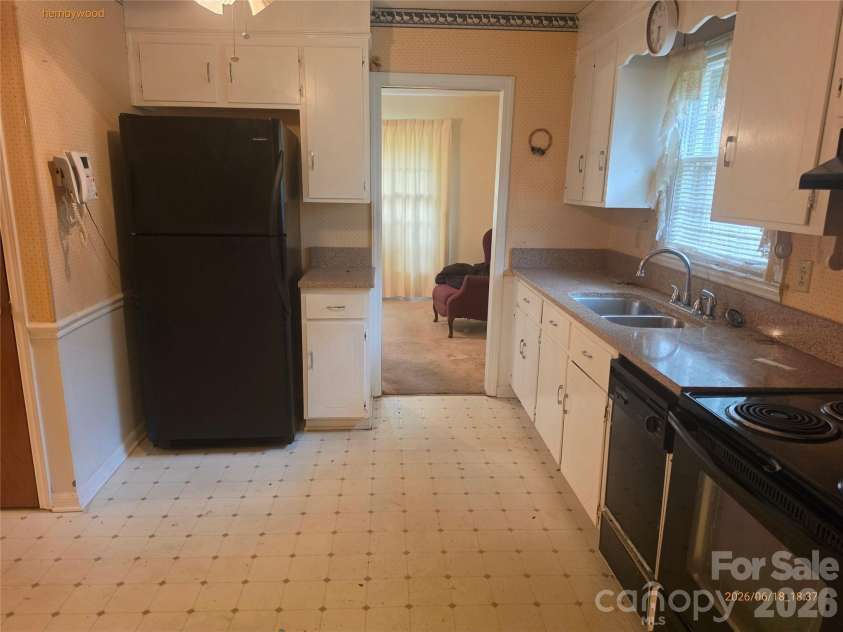 8402 Hemby Wood Drive, Indian Trail, NC 28079.  MLS# CAR4393932, YatesRealty ID 31496. 