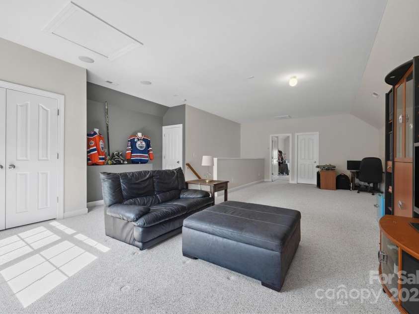 10418 Goosefoot Court, Concord, NC 28027.  MLS# CAR4283237, YatesRealty ID 31497. Third Floor Family Room