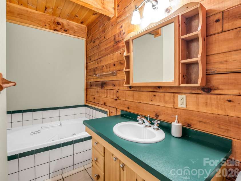 145 Lucas Lane, Mars Hill, NC 28754.  MLS# CAR4394270, YatesRealty ID 31497. 