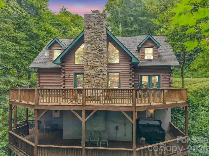 145 Lucas Lane, Mars Hill, NC 28754.  MLS# CAR4394270, YatesRealty ID 31497. 