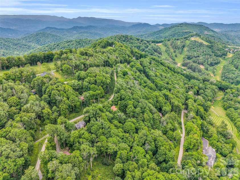 145 Lucas Lane, Mars Hill, NC 28754.  MLS# CAR4394270, YatesRealty ID 31497. 