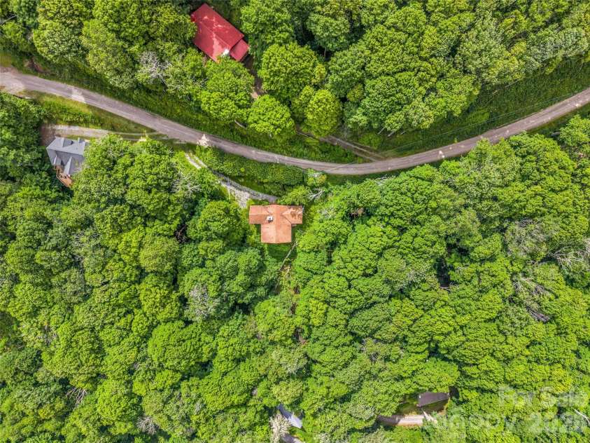 145 Lucas Lane, Mars Hill, NC 28754.  MLS# CAR4394270, YatesRealty ID 31497. 