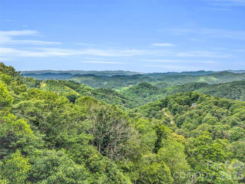 145 Lucas Lane, Mars Hill, NC 28754.  MLS# CAR4394270, YatesRealty ID 31497. 