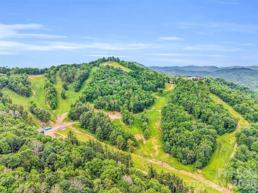 145 Lucas Lane, Mars Hill, NC 28754.  MLS# CAR4394270, YatesRealty ID 31497. 