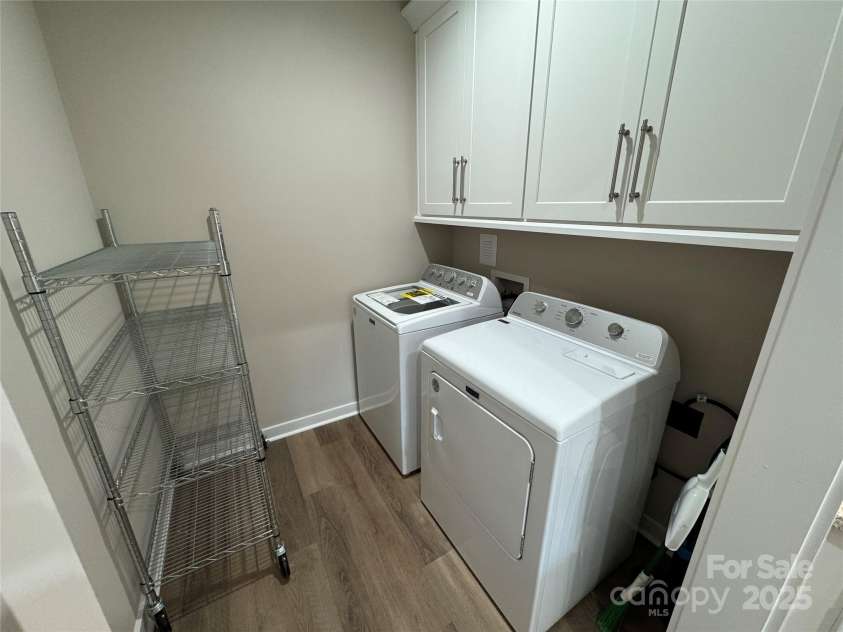 2822 15th Avenue Place, Hickory, NC 28602.  MLS# CAR4320098, YatesRealty ID 3150. 