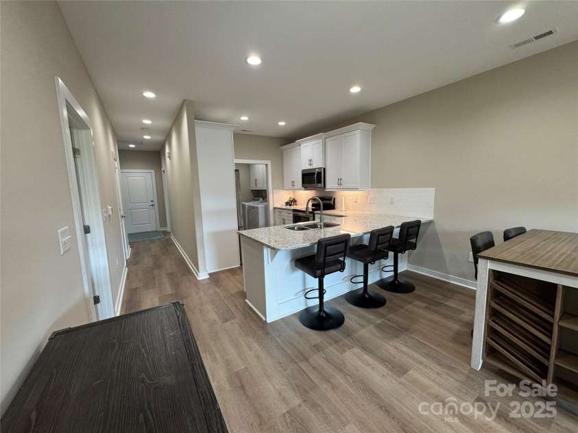 2822 15th Avenue Place, Hickory, NC 28602.  MLS# CAR4320098, YatesRealty ID 3150. Spacious Kitchen and dining area