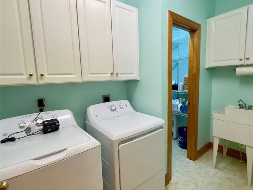 906 Rocky Cove Lane, Denton, NC 27239.  MLS# CAR4314838, YatesRealty ID 3150. 