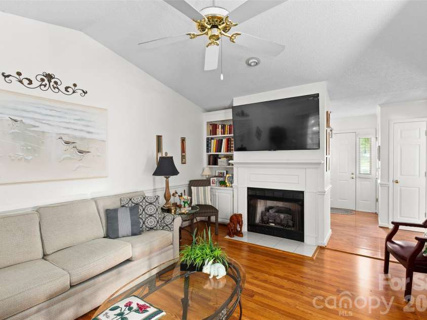 115 Woodland Drive, Salisbury, NC 28146.  MLS# CAR4391796, YatesRealty ID 31503. 
