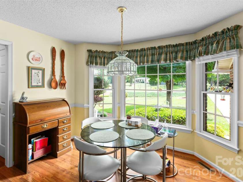 115 Woodland Drive, Salisbury, NC 28146.  MLS# CAR4391796, YatesRealty ID 31503. 