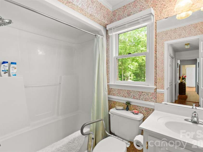 115 Woodland Drive, Salisbury, NC 28146.  MLS# CAR4391796, YatesRealty ID 31503. 
