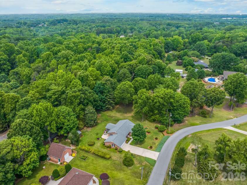 115 Woodland Drive, Salisbury, NC 28146.  MLS# CAR4391796, YatesRealty ID 31503. 