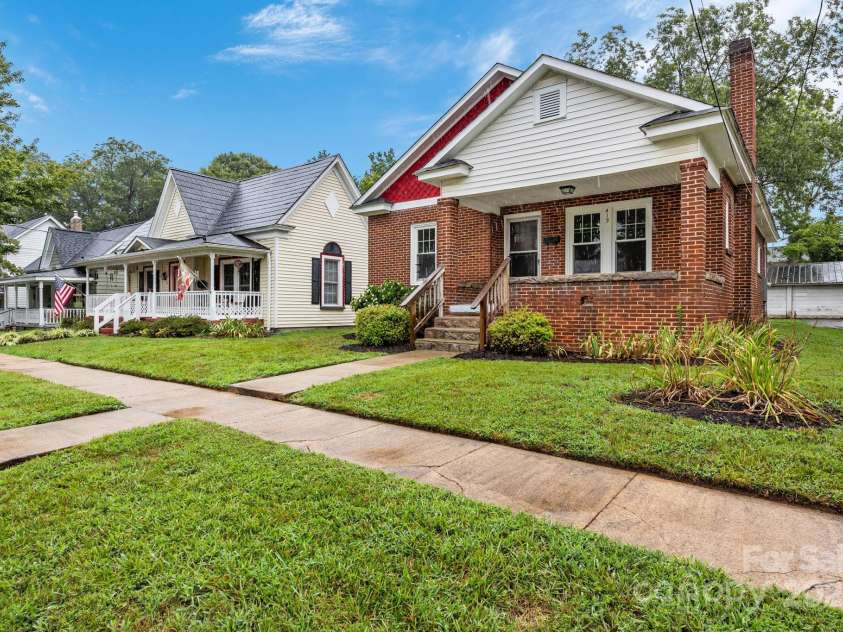 413 Rowan Avenue, Spencer, NC 28159.  MLS# CAR4291170, YatesRealty ID 31504. 