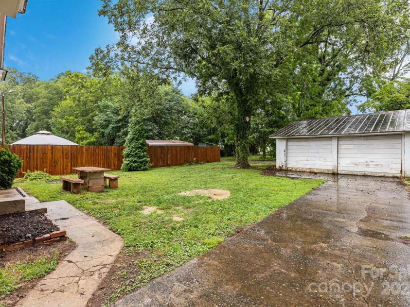 413 Rowan Avenue, Spencer, NC 28159.  MLS# CAR4291170, YatesRealty ID 31504. 