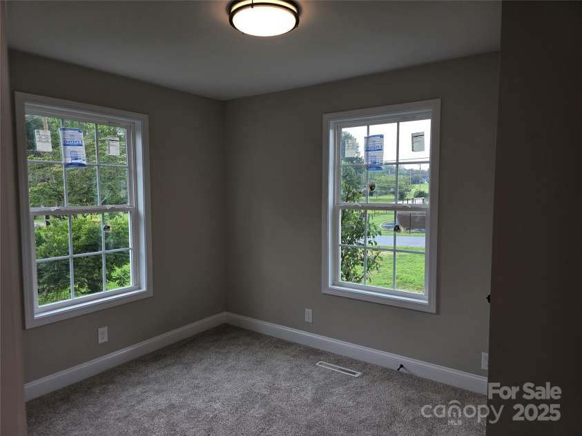 107 21st Street, Kannapolis, NC 28081.  MLS# CAR4290639, YatesRealty ID 31505. Front Bedroom