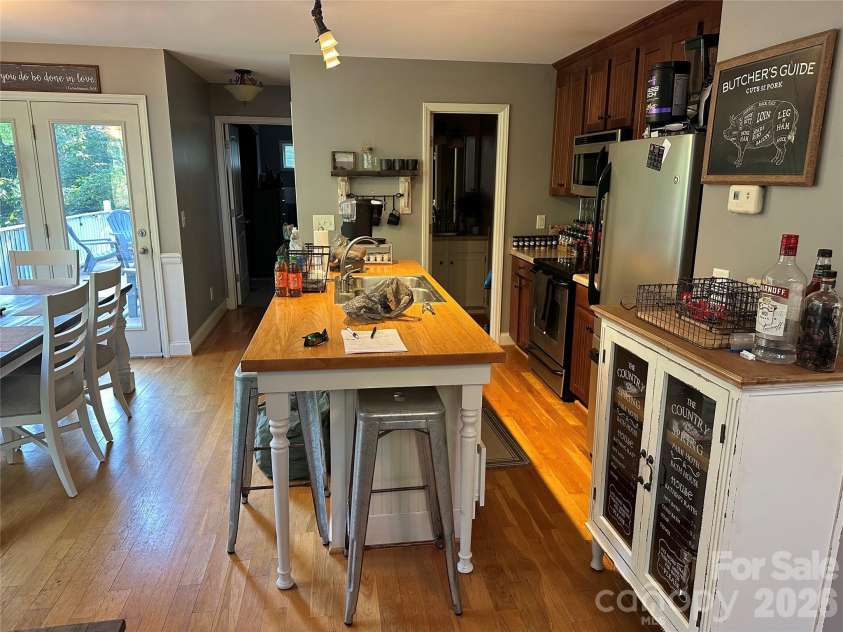 1480 Pine Mountain Drive, Connelly Springs, NC 28612.  MLS# CAR4394847, YatesRealty ID 31507. Kitchen