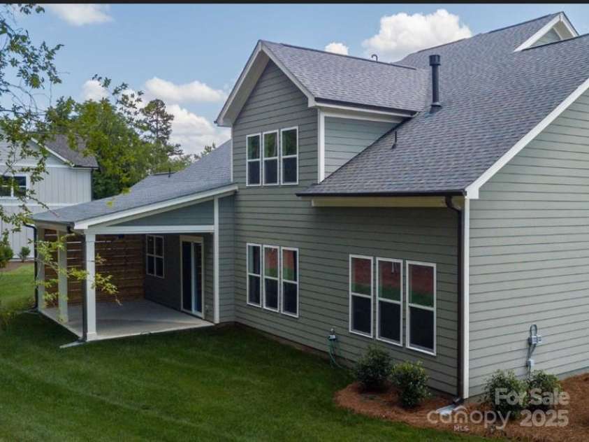 1865 Rock Hill Church Road, Matthews, NC 28104.  MLS# CAR4291270, YatesRealty ID 31508. 