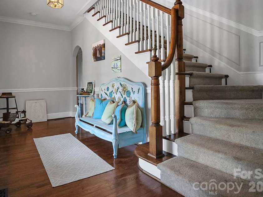 601 Washington Street, Shelby, NC 28150.  MLS# CAR4394855, YatesRealty ID 31508. 