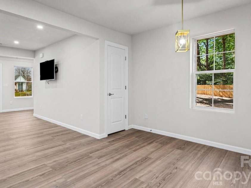 1215 Wilson W Lee Boulevard, Statesville, NC 28677.  MLS# CAR4394986, YatesRealty ID 31510. 