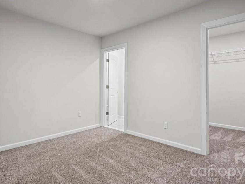 1215 Wilson W Lee Boulevard, Statesville, NC 28677.  MLS# CAR4394986, YatesRealty ID 31510. 